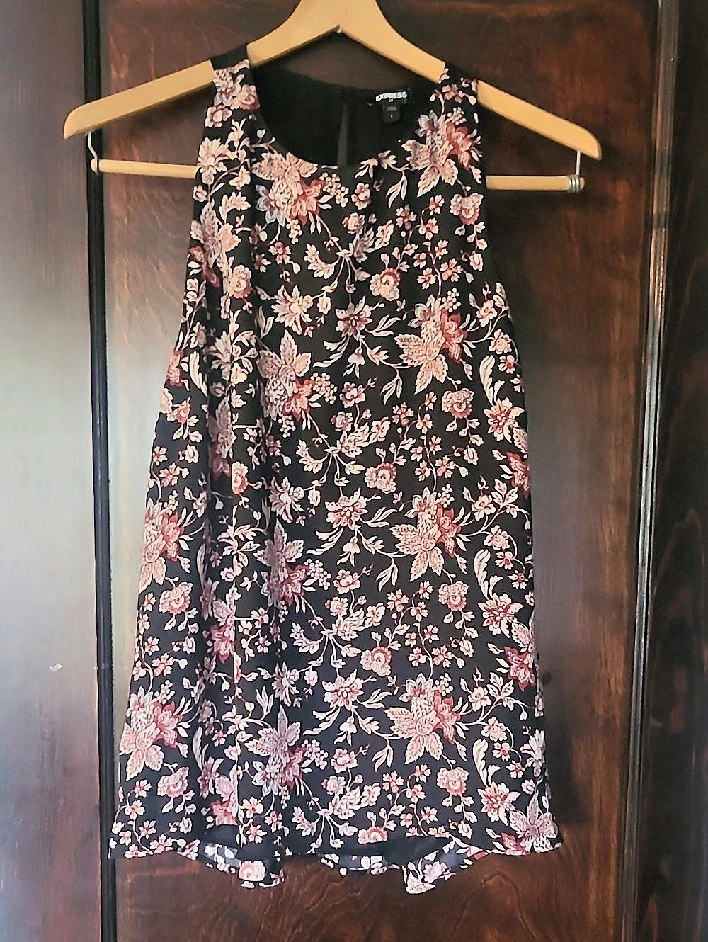 Express Floral Mini Dress in Black & Pink Size Large